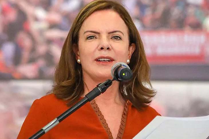 PEC dos Precatórios é 'cheque em branco' para Bolsonaro gastar R$ 95 bilhões, denuncia Gleisi Hoffmann