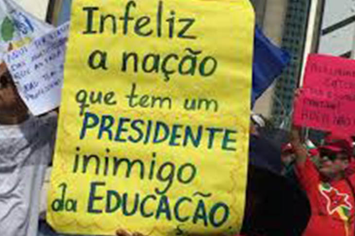Governo Bolsonaro veta a subvinculação dos precatórios do FUNDEF para os profissionais da educação