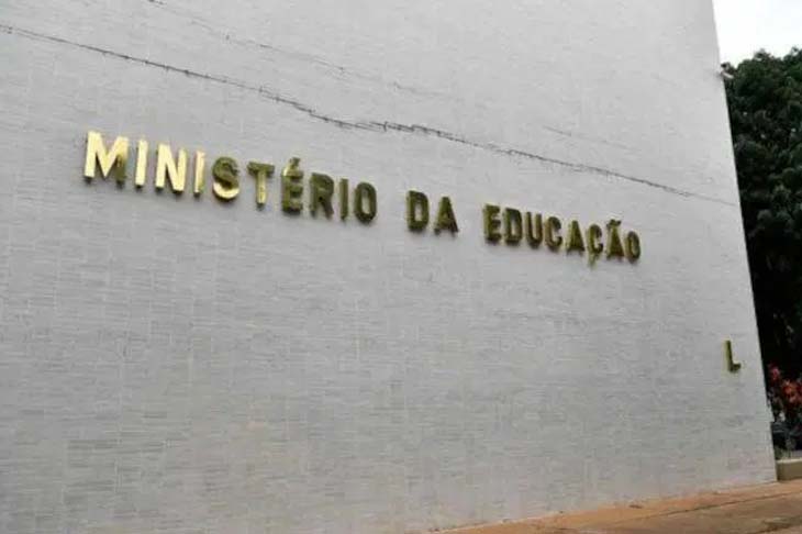MEC divulga lista de escolas que receberão apoio financeiro do Programa Brasil na Escola
